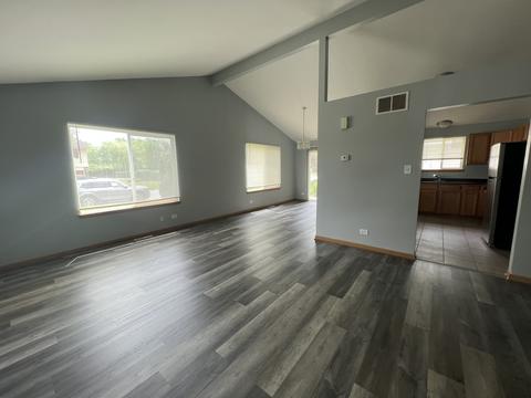 3336 Willow Ln, Markham, IL 60428 photo 3
