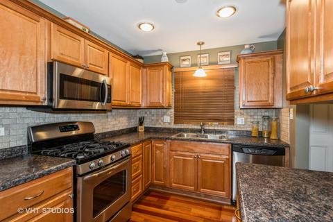 1236 Croydon Ct, Wheaton, IL 60189 photo 2