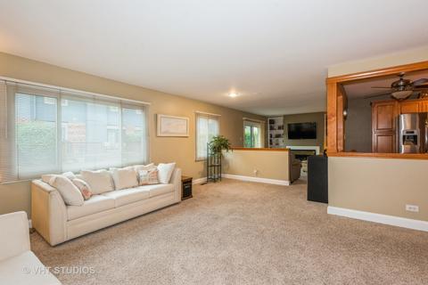 1236 Croydon Ct, Wheaton, IL 60189 photo 4