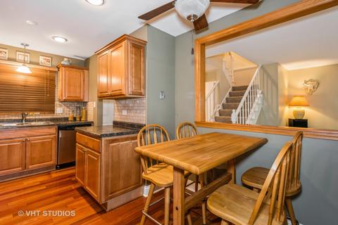 1236 Croydon Ct, Wheaton, IL 60189 photo 3
