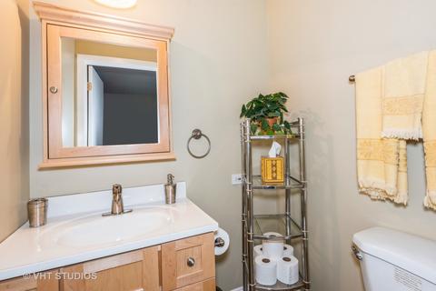 1236 Croydon Ct, Wheaton, IL 60189 photo 7