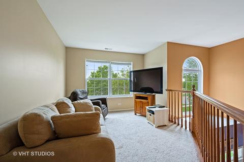 642 Biltmore Dr, Bartlett, IL 60103 photo 18