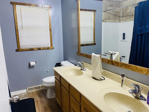 624 Hillandale Dr, Morrison, IL 61270 photo 8