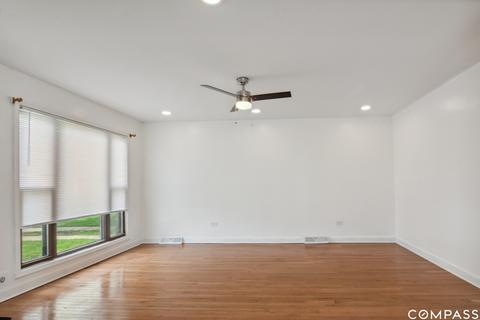 2301 E 102nd St, Chicago, IL 60617 photo 3