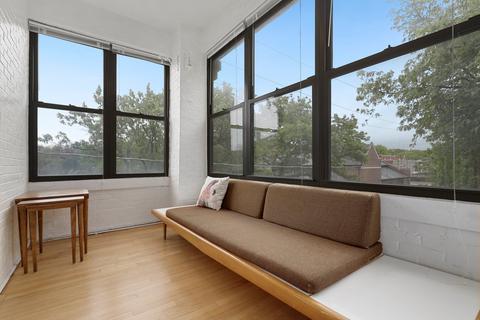 1114 E 52nd St #2, Chicago, IL 60615 photo 4