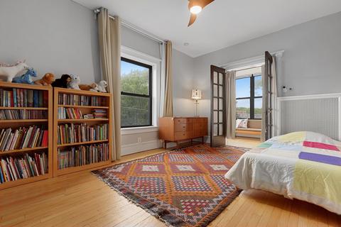 1114 E 52nd St #2, Chicago, IL 60615 photo 5