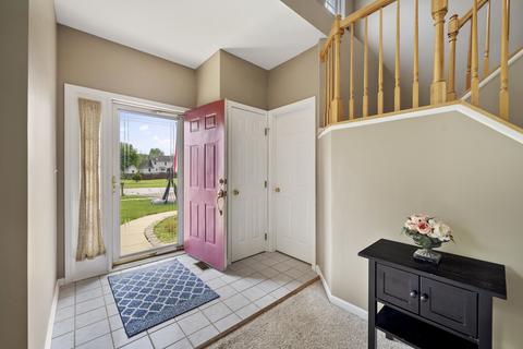 16100 S Arbor Dr, Plainfield, IL 60586 photo 5