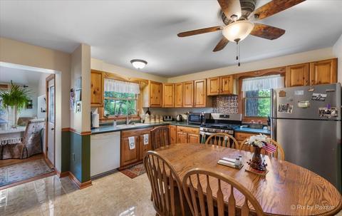 1 Hickory Rd, Oakwood Hills, IL 60013 photo 5