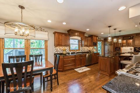362 Pinoak Dr, Bartlett, IL 60103 photo 6