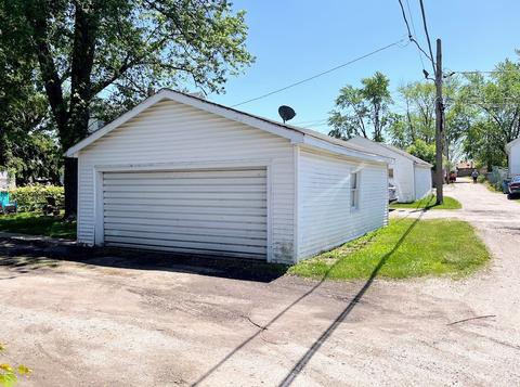 3630 Chicago Rd, Steger, IL 60475 photo 4