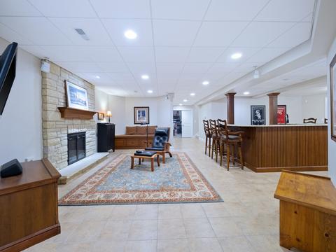 1040 Golf Ln, Wheaton, IL 60189 photo 41