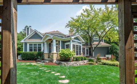 1040 Golf Ln, Wheaton, IL 60189 photo 48