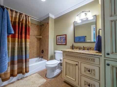 1040 Golf Ln, Wheaton, IL 60189 photo 29