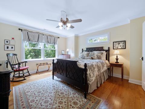 1040 Golf Ln, Wheaton, IL 60189 photo 26