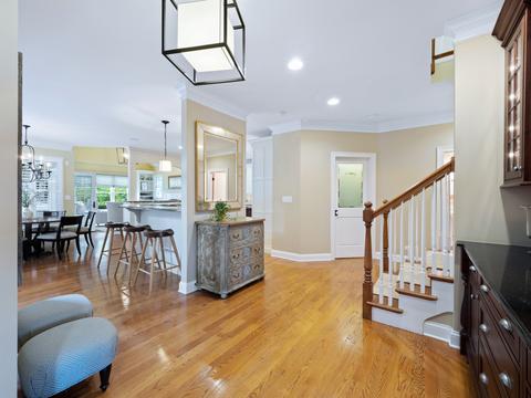 1040 Golf Ln, Wheaton, IL 60189 photo 10