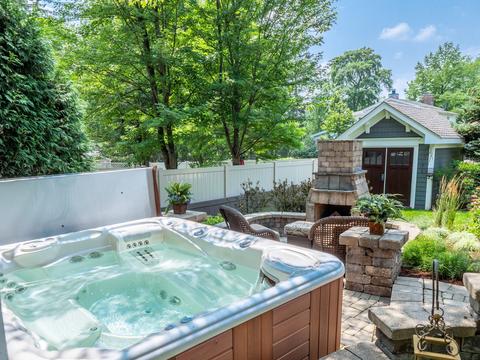 1040 Golf Ln, Wheaton, IL 60189 photo 25