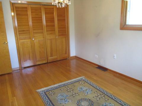 5833 Superior St, Berkeley, IL 60163 photo 13