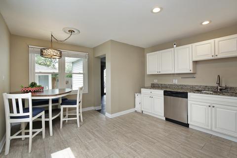 2207 Park St, Rolling Meadows, IL 60008 photo 5