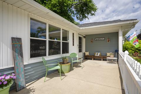 2207 Park St, Rolling Meadows, IL 60008 photo 2