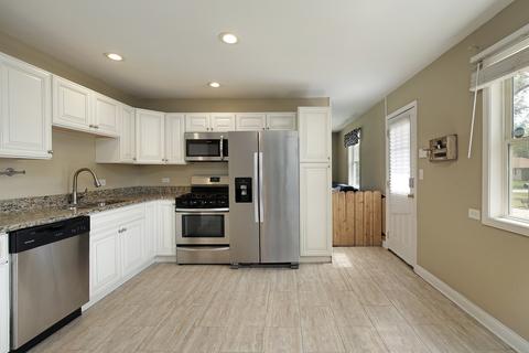 2207 Park St, Rolling Meadows, IL 60008 photo 6