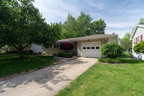 1220 Jersey Ave, Normal, IL 61761 photo 2