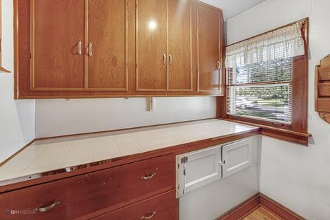 203 E North Ave, Addison, IL 60101 photo 9