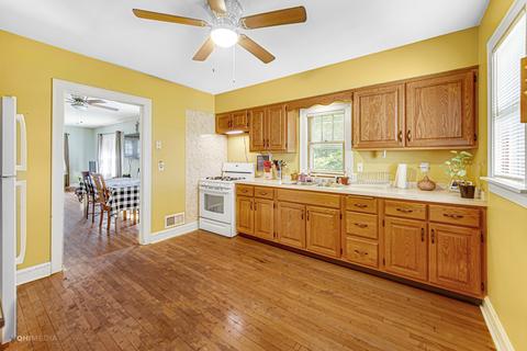203 E North Ave, Addison, IL 60101 photo 11