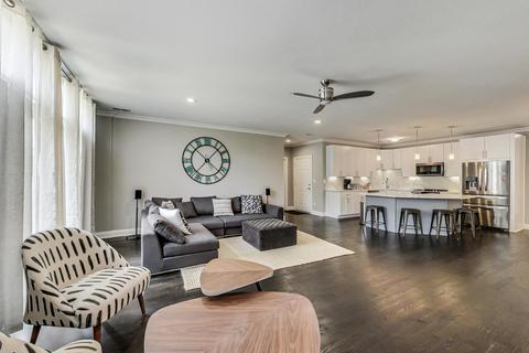 471 E Bowen Ave #2, Chicago, IL 60653 photo 5