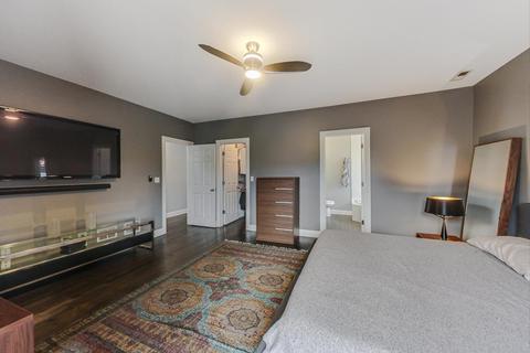 471 E Bowen Ave #2, Chicago, IL 60653 photo 12