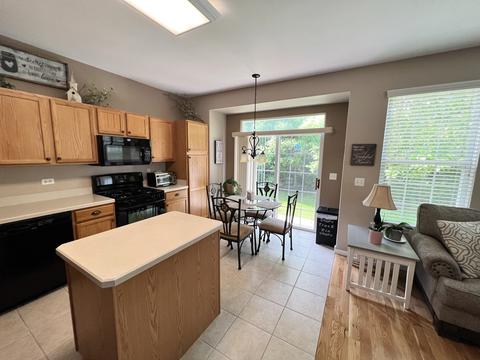 19 Kelsey Ct, Algonquin, IL 60102 photo 6