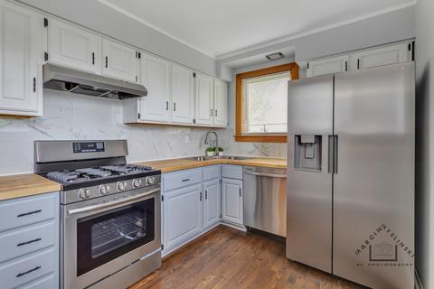 401 Oak St, Des Plaines, IL 60016 photo 5
