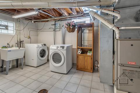 401 Oak St, Des Plaines, IL 60016 photo 16