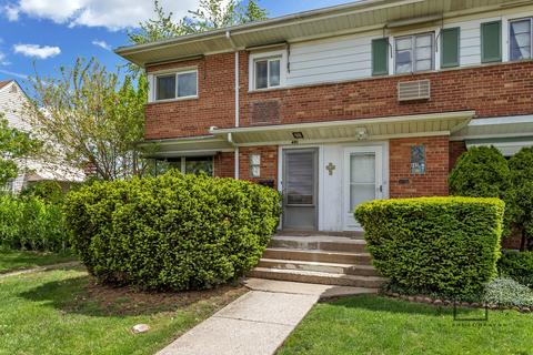 401 Oak St, Des Plaines, IL 60016 photo 1