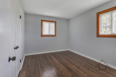 401 Oak St, Des Plaines, IL 60016 photo 11