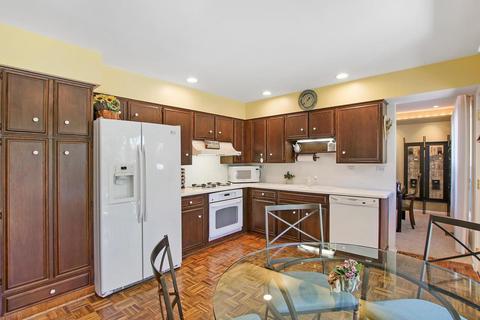 3522 Maple Leaf Dr, Glenview, IL 60026 photo 12