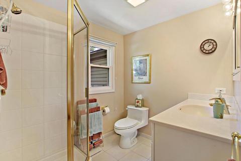 3522 Maple Leaf Dr, Glenview, IL 60026 photo 30