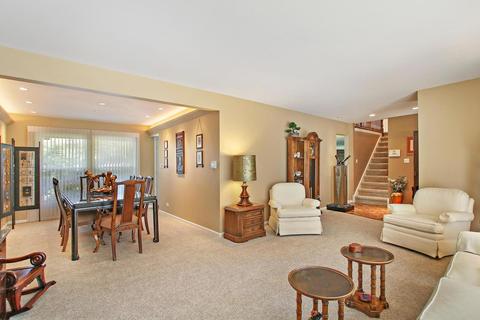 3522 Maple Leaf Dr, Glenview, IL 60026 photo 6