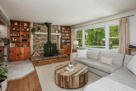 211 N Pierce Ave, Wheaton, IL 60187 photo 6