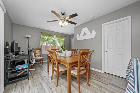 736 N Highview Ave N, Addison, IL 60101 photo 14