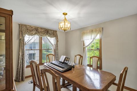 1627 Mccormack Dr, Hoffman Estates, IL 60169 photo 8