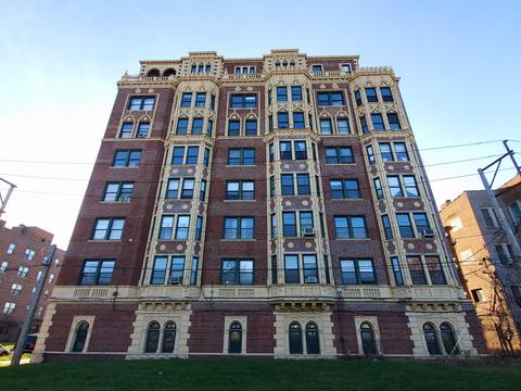 2860 E 76th St #2B, Chicago, IL 60649 photo 1