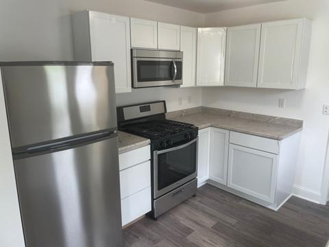 895 Pine Bluff Rd, Morris, IL 60450 photo 3
