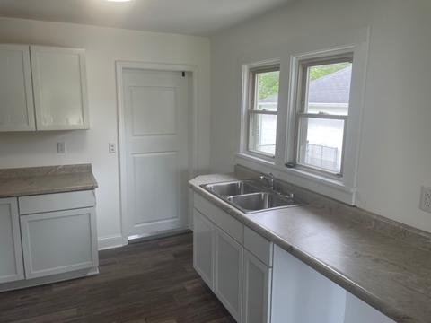 895 Pine Bluff Rd, Morris, IL 60450 photo 4