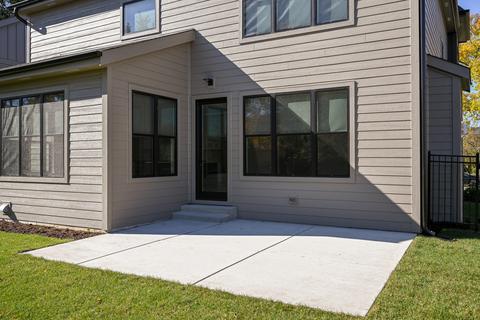 219 N Prospect St, Wheaton, IL 60187 photo 40