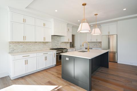 219 N Prospect St, Wheaton, IL 60187 photo 6