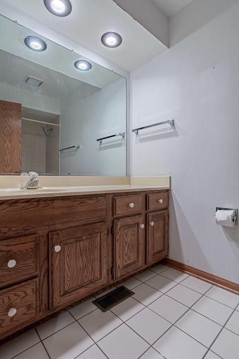 730 E Holly Ct, Addison, IL 60101 photo 26