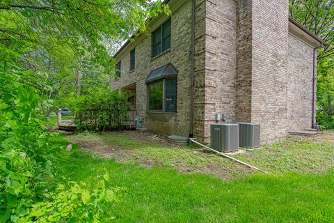 730 E Holly Ct, Addison, IL 60101 photo 32