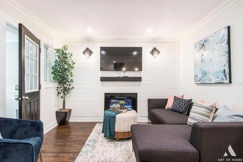 851 E 76th St, Chicago, IL 60619 photo 14