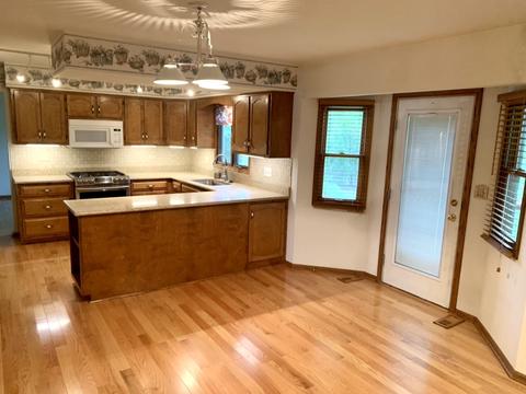 24141 Brown Ln, Plainfield, IL 60586 photo 11