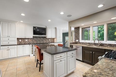 729 E Bauer Rd, Naperville, IL 60563 photo 6